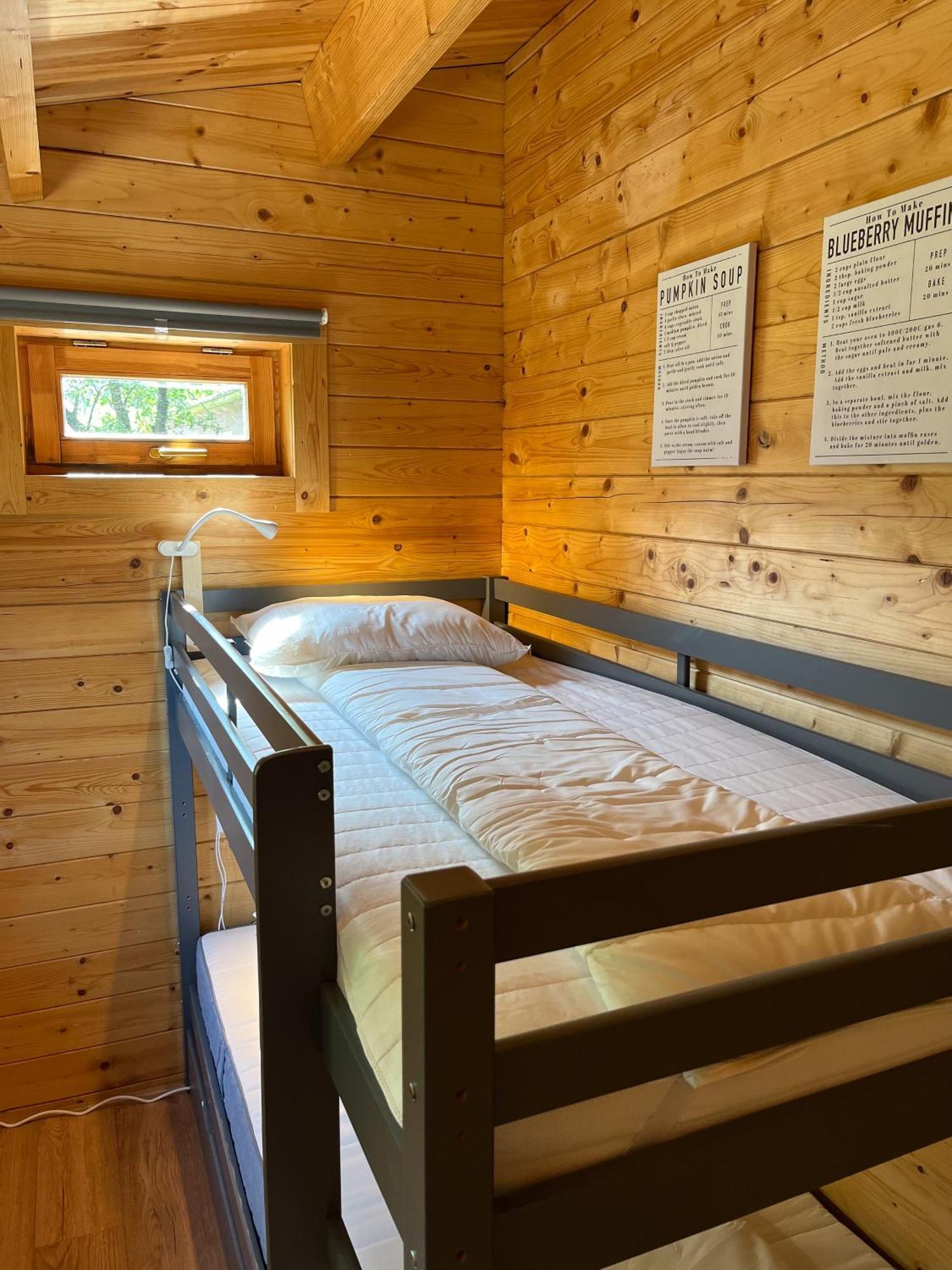 Luxe En Ruim Chalet Met Airco Bij Leekstermeer Matsloot Zewnętrze zdjęcie