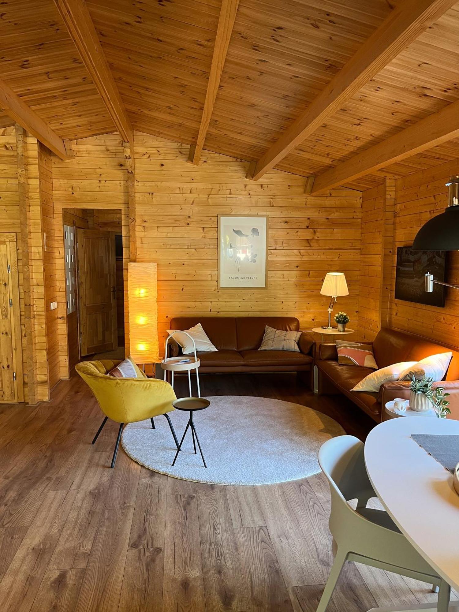 Luxe En Ruim Chalet Met Airco Bij Leekstermeer Matsloot Zewnętrze zdjęcie